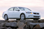 new_acord_sedan_001.jpg